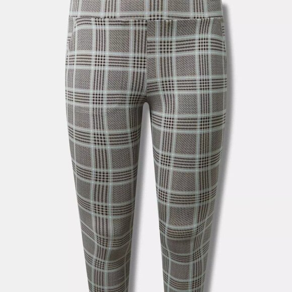 Torrid Women's premium legging Sz 3X 22/24 cece plaid - Picture 1 of 3